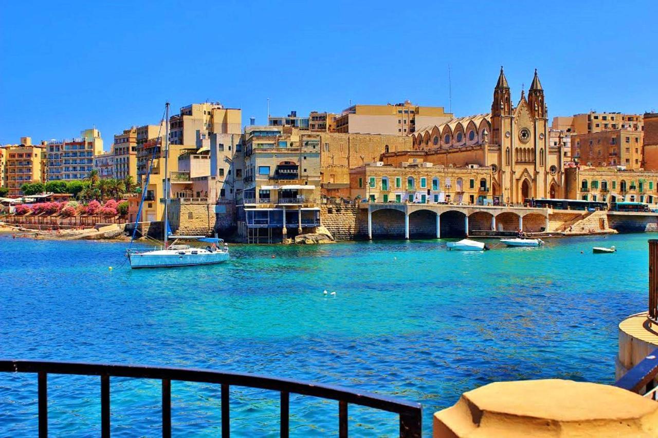 Modern Apartment Steps To St George'S Bay Saint Julian's 외부 사진